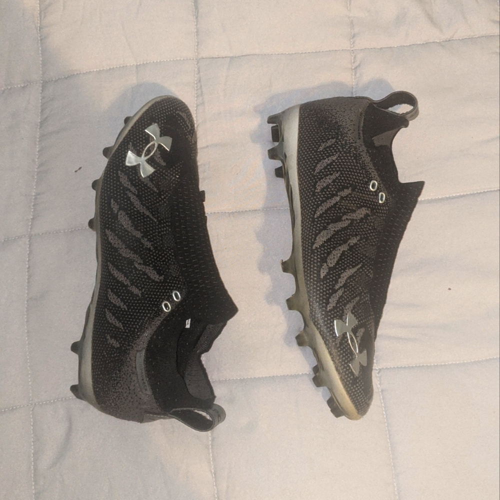 Under armor football cleats